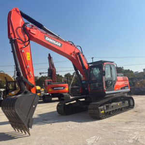 Excavatrice sur chenilles Doosan DX225LC originale de la Corée 22 tonnes, parfait état, modèle 2022, roulement d'engrenage du moteur, garantie de 6 mois - Product Image 1