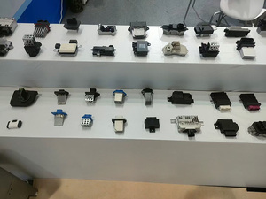 Kit di Riparazione Cuscinetto Supporto Ammortizzatore 543A06915R 8200876298 8200275528 per Dacia Duster Logan Sandero Renault Twingo - Product Image 4