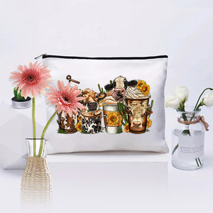 Trousse de <span class=keywords><strong>Maquillage</strong></span> et de Toilette de Voyage Personnalisée à Motif Vaches Western, Cowgirls, Cowboys, Tournesols, Cactus et Ranches - Product Image 6