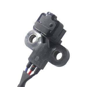Sensore di posizione dell'albero motore per <span class=keywords><strong>Mitsubishi</strong></span> Carisma Colt Lancer Mirage <span class=keywords><strong>Space</strong></span> <span class=keywords><strong>Star</strong></span> J005T26273 MR420734 - Product Image 2