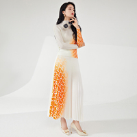 Ensemble plissé oriental pour femme, 20 ans d'expérience usine, OEM/ODM, comprenant une blouse à découpe et une jupe longue, coupe ajustée, tenue sociale élégante