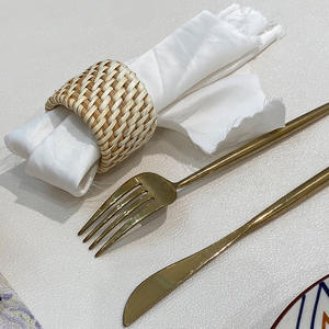 Décoration de <span class=keywords><strong>Table</strong></span> de mariage de ferme tissé rotin naturel fait à la main ronds de serviette boucles porte-anneau de serviette - Product Image 4