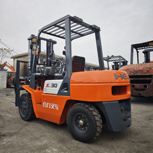 Chariot élévateur diesel d'occasion Heli K30 3 tonnes 3m 4x4 tout-terrain - Product Image 3