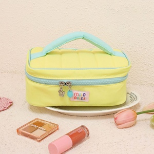 HY7 2025, bolsa de cosméticos portátil de gran capacidad a la moda, caja de almacenamiento de cepillos de artículos de tocador personalizados, bolsas de <span class=keywords><strong>maquillaje</strong></span> con asa de viaje para Wome - Product Image 2