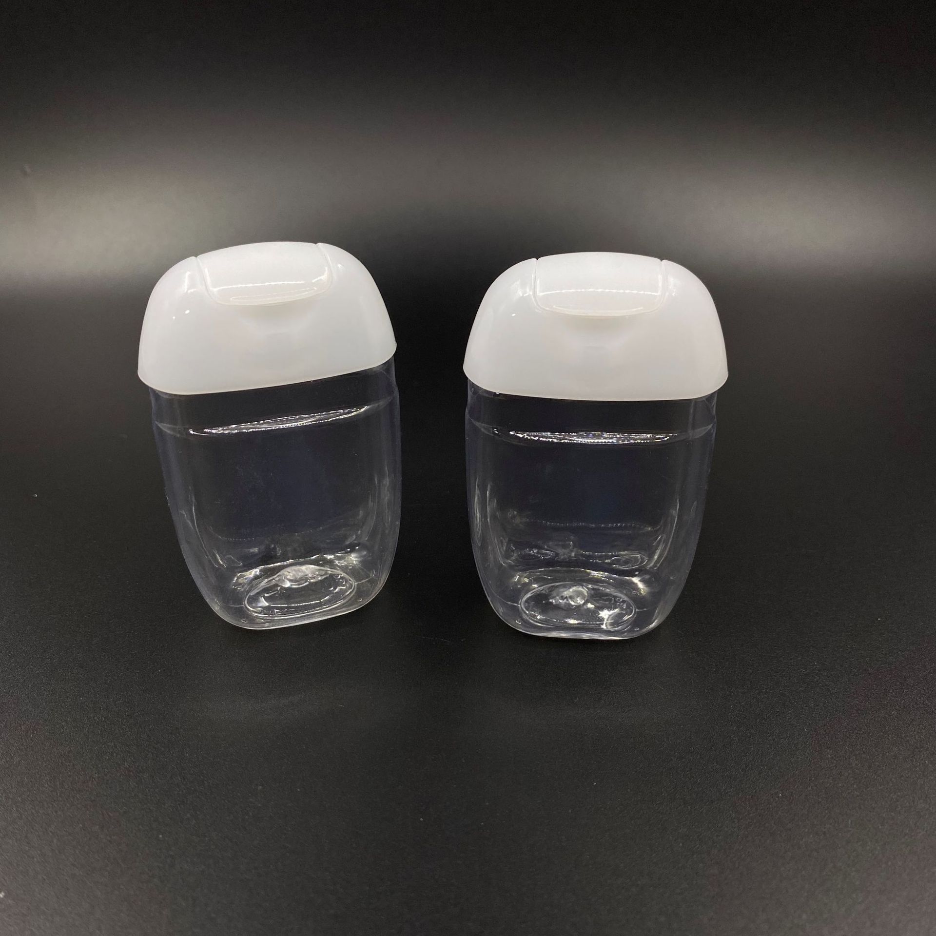 Clear bottle+white cap