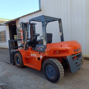 Powerful Used HELI 7 Ton <b>Diesel</b> Forklift CPCD70 Large <b>Container</b> Loading Forklift Second Hand Industrial Lifting Truck Dealer - Product Image 6