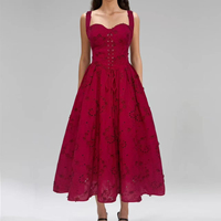 Robe longue à bretelles florale 3D de style élégant et haut de gamme, nouvelle collection été 2025 pour femme