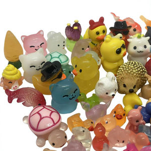 Figurines miniatures en résine de Pâques, petits lapins et poussins pour la décoration de maisons de poupées, micro-paysages et cadeaux de fête - Product Image 1