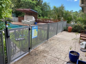 Clôture de sécurité pour piscine en aluminium de qualité marine, finition noire texturée, clôture de sécurité pour enfants, clôture de jardin écologique pour piscine extérieure - Product Image 2
