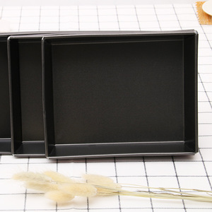 ถาดอบขนมเหล็กคาร์บอนแบบไม่ติดกระทะ รูปทรงสี่เหลี่ยม สำหรับทำขนมปัง ใช้กับเตาอบได้ รุ่น B020 - Product Image 2