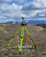 Penerima GPS GNSS SingularXYZ High Position Z1 Akurasi Tinggi Versi Internasional Asli Peralatan Survei Stasiun Berbasis RTK