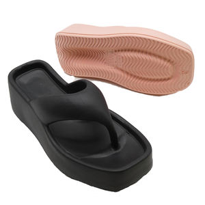 2023 confortable salle de bain pantoufles coussin semelle épaisse toboggan sandales tongs antidérapant nuages personnalisé diapositives pantoufles pour femmes - Product Image 2