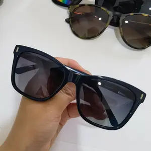 Stok gümrükleme Mix rastgele özel Logo tasarımcısı asetat kadın temizle kedi göz çerçeveleri güneş gözlüğü güneş gözlüğü