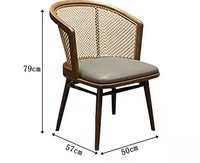Tables et chaises de salle à manger en bois massif avec un design moderne, une construction durable et des caractéristiques écologiques