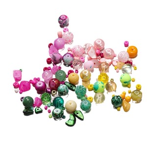 ลูกปัดอะคริลิคทรงต่างๆ สีแดง สำหรับทำเครื่องประดับ DIY งานฝีมือ ลูกปัดแบบหลวม AC2636 - Product Image 4