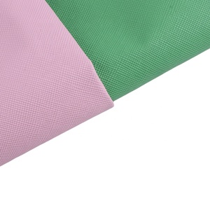 <span class=keywords><strong>Cuir</strong></span> synthétique auto-adhésif <span class=keywords><strong>en</strong></span> PVC grain croisé Saffiano 0,5 mm pour réparation de canapé, coussin de voiture, siège de moto - Product Image 4