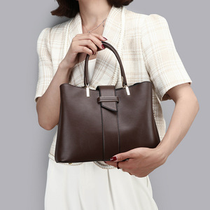 Bolso de Mano de Cuero Vegano Simple y Moderno para Mujer, Bolso de Hombro, Bolsos de Mano de Lujo de PU para Mujer - Product Image 5