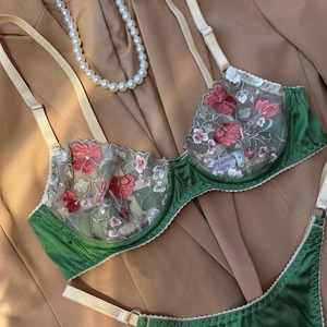 New Foreign Trade Women's Lingerie Fashion Embroidery Lace Contrast Color <b>Perspective</b> Comfortable Two Piece Set Women's Clothing - Product Image 3