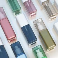 Bouteilles d'emballage cosmétique carrées en PET personnalisées avec logo, 80 ml, 100 ml, 120 ml, rechargeables, vaporisateur fin pour le visage, atomiseur continu