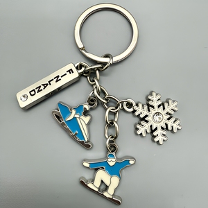 Porte-clés personnalisé en métal avec plusieurs breloques sur le thème du tourisme <span class=keywords><strong>Finlande</strong></span> Dubaï, souvenirs touristiques des villes de Lapland et Venise - Product Image 1