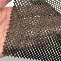 Tissu en maille polyester marron 320 GSM de 1,55 m de large, filet respirant robuste pour sacs, chaussures et textiles de maison (vente en gros)