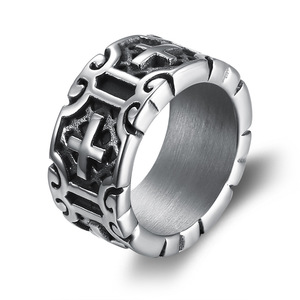 Anillos <span class=keywords><strong>de</strong></span> Cruz Latina Retro <span class=keywords><strong>de</strong></span> Acero Inoxidable con Símbolo Cristiano Crux Ordinaria Jesucristo Crucificado Anillos <span class=keywords><strong>de</strong></span> Banda para Hombres y Mujeres - Product Image 3
