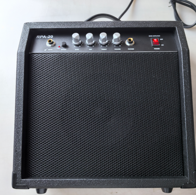 20W RPA-20 Electric Guitar/Bass Amplifier with Plastic Wood Construction Origin Unpacked for Outdoor Live Performances
