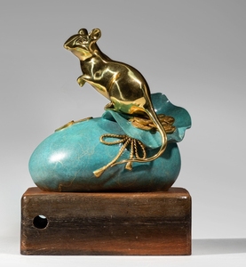Bronze and gold era money bag kangaroo yellow copper <b>mouse</b> figurine, lucky <b>mouse</b> for good fortune in the New Year, office and st - Product Image 5