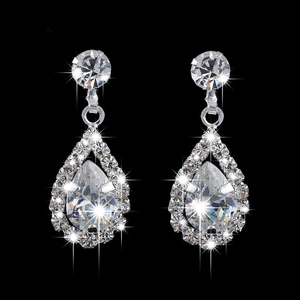 Ensemble <span class=keywords><strong>collier</strong></span> et boucles <span class=keywords><strong>d</strong></span>'oreilles en zircon et strass simple de style européen et américain, bijoux de mariée, boucles <span class=keywords><strong>d</strong></span>'oreilles en <span class=keywords><strong>argent</strong></span>, ensemble <span class=keywords><strong>collier</strong></span> - Product Image 4