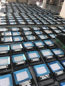 ไฟสปอร์ตไลท์ LED คุณภาพสูง 200 วัตต์ สำหรับสนามกีฬากลางแจ้ง กันน้ำและทรงพลังที่สุด; มาตรฐาน IP65 - Product Image 4