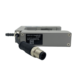 DSE-22 Industrial Laser Sensor High-Precision Web Guiding System Component With Bracket Mount 24 VDC Supply One Year Warranty - Product Image 2