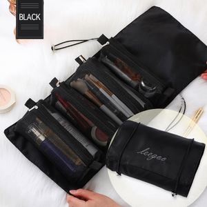 Bolsa Organizadora de Maquillaje y Cosméticos de Viaje Enrollable Personalizada Rosa Oxford con Cepillo Integrado - Product Image 6