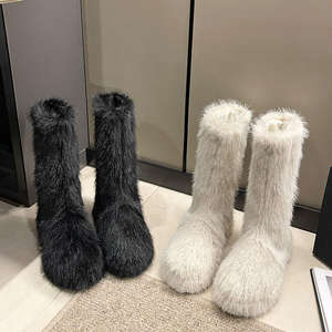 รองเท้าบูทหุ้มข้อกลางสีพื้นบุขนสำหรับผู้หญิง รุ่นใหม่ ซิปด้านข้าง เหมาะสำหรับฤดูใบไม้ร่วงและฤดูหนาว - Product Image 4