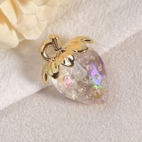 Nouveaux pendentifs fraises transparents bicolores DIY mignons - Bijoux faits à la main, boucles d'oreilles, breloques pour coques de téléphone, accessoires de porte-clés (Acrylique)