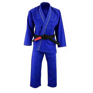 Kimono de judo bleu 100% coton unisexe pour adulte, coupe classique, tenue d'arts martiaux durable avec ceinture noire et logo sur la manche gauche - Product Image 1