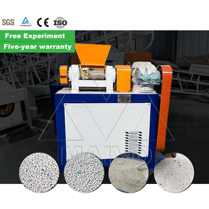 Bentonite pour litière pour chat Manioc Litière pour chat Machine à litière pour chat Granulateur de sable Granulateur d'extrusion à double rouleau - Product Image 3