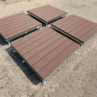 Système de terrasse modulaire facile à installer pour l'extérieur avec supports réglables
