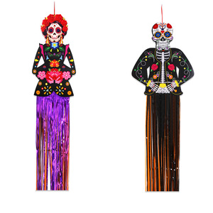 Décoration de fête d'Halloween en gros pour la maison et le jardin, pendentif à pampilles tête de mort du Jour des Morts, ornement de porte à suspendre, tête de mort peinte - Product Image 1