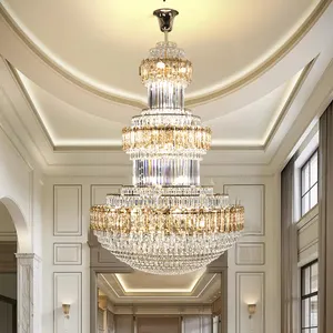 Lampe suspendue d'éclairage de décoration de maison de type poire personnalisée européenne grand lustre en cristal doré