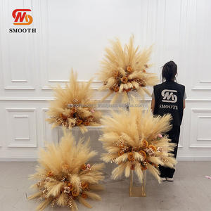 Boule de fleurs bohème en herbe de la pampa naturelle d'automne 3D lisse, centre de table de mariage - Product Image 4