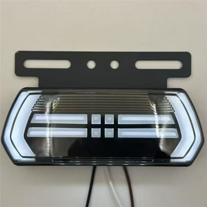 Feu latéral de camion étanche 24V Black Shark Colorful Edge Light avec clignotant et feu arrière de recul - Product Image 2