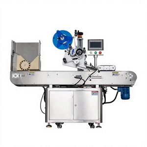 Machine d'étiquetage automatique horizontale pour bouteilles rondes, pour shampoing, gel douche et cosmétiques - Product Image 1