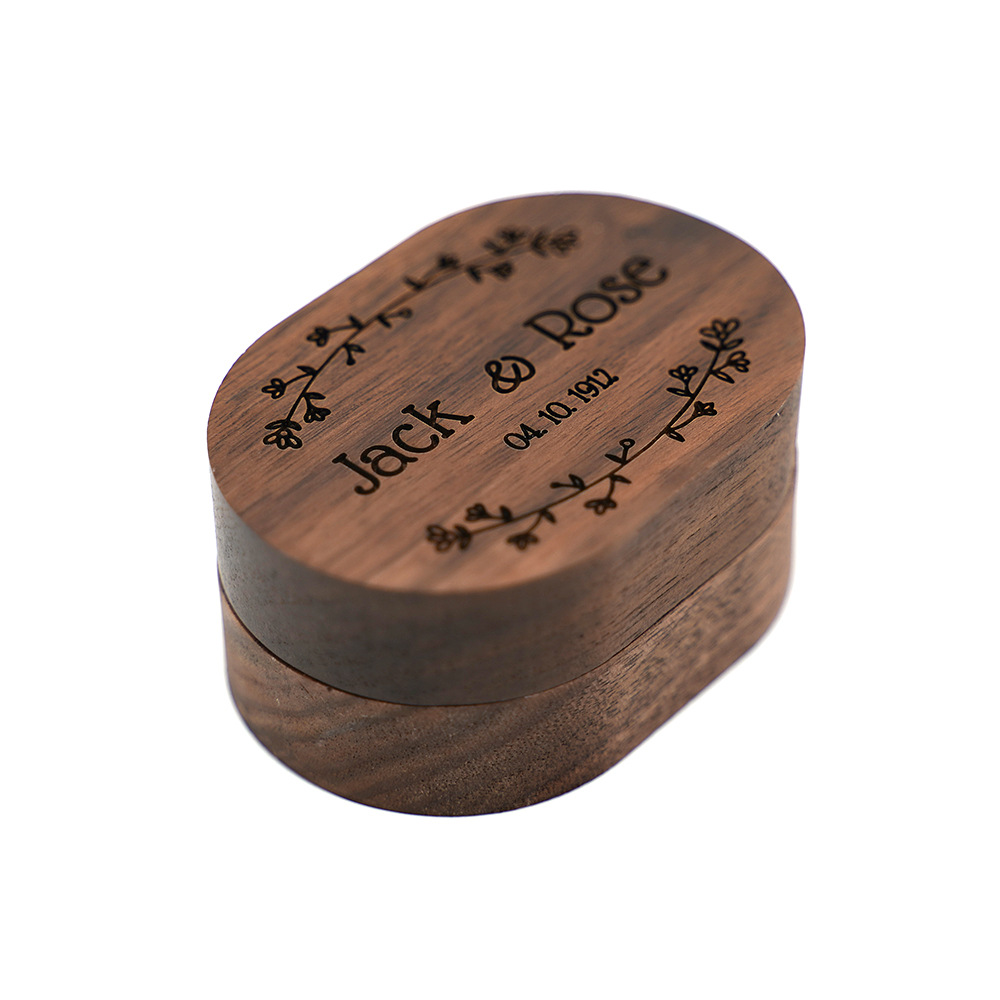 ไม้วอลนัท - พร้อมงานแกะสลัก