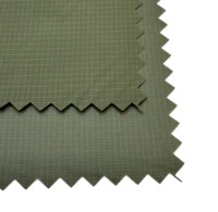Tissu en nylon taffetas ripstop tissé 300T imperméable, 100% nylon enduit de PU pour les vêtements d'extérieur pour garçons et filles