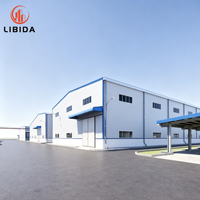 Bâtiment en acier préfabriqué pour entrepôt industriel avec une structure haute performance, résistante aux intempéries et durable