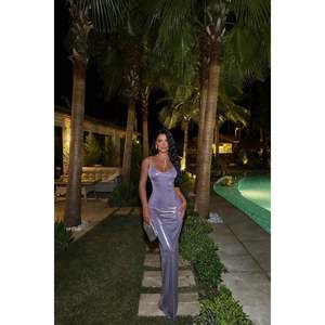 Robe de soirée trapèze brillante violette Madelyn avec taille empire et bretelles spaghetti, longueur ras du sol, pour bal de promo - Product Image 6