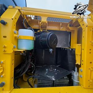 Excavatrice Komatsu PC130 de 13 tonnes, d'occasion, de marque japonaise, moteur Cummins, excavatrice sur chenilles, petite excavatrice d'occasion, provenance Japon. - Product Image 6