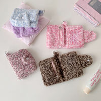 Vente directe d'usine, porte-cartes en peluche léopard, mini pochette zippée en fourrure, portable pour la vie quotidienne des filles