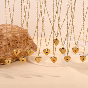 Collar con colgante de corazón de amor de acero inoxidable personalizado, caja de fotos de piedra de nacimiento impermeable, collar con medallón chapado en oro para regalo - Product Image 5