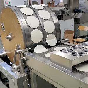 Machine commerciale automatique de fabrication de gâteau <span class=keywords><strong>mousse</strong></span> de canard rôti de crêpes à la mangue Machine à gâteau à mille couches - Product Image 2